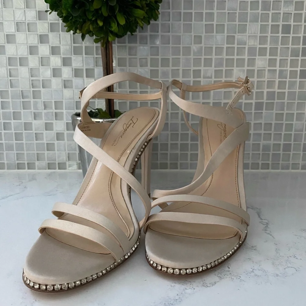 VINCE COMUTO NEW Gian Strappy Sandal